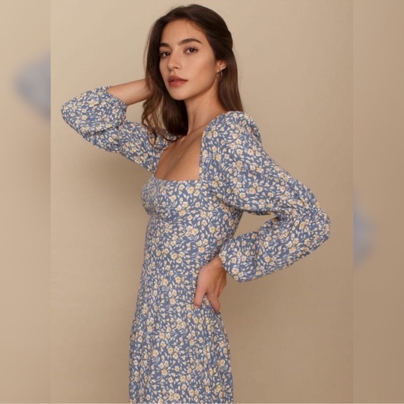 Reformation Perfect Spring Dress - Picture 2 of 9